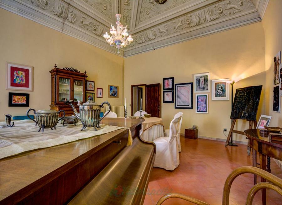 Вилла Residenza Storica Palazzo Ricciarelli Вольтерра Экстерьер фото