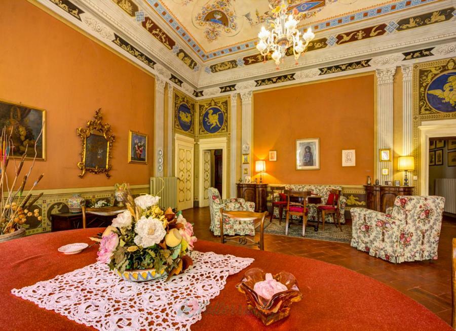 Вилла Residenza Storica Palazzo Ricciarelli Вольтерра Экстерьер фото