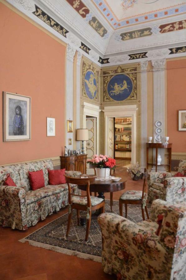 Вилла Residenza Storica Palazzo Ricciarelli Вольтерра Экстерьер фото